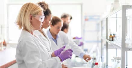 womens health blog aug 2025 2560 x 1338 large ( 4)